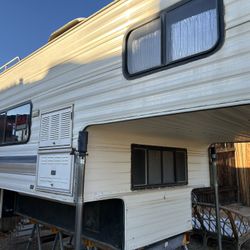 Lance Camper 