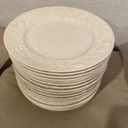 83 Piece Mikasa English Countryside Dishes And Serving Pieces