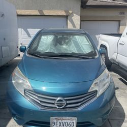 Turquoise 2014 Nissan Versa Note
