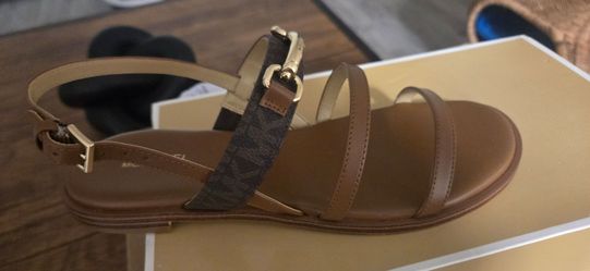 Michael Kors Sandals Size 8