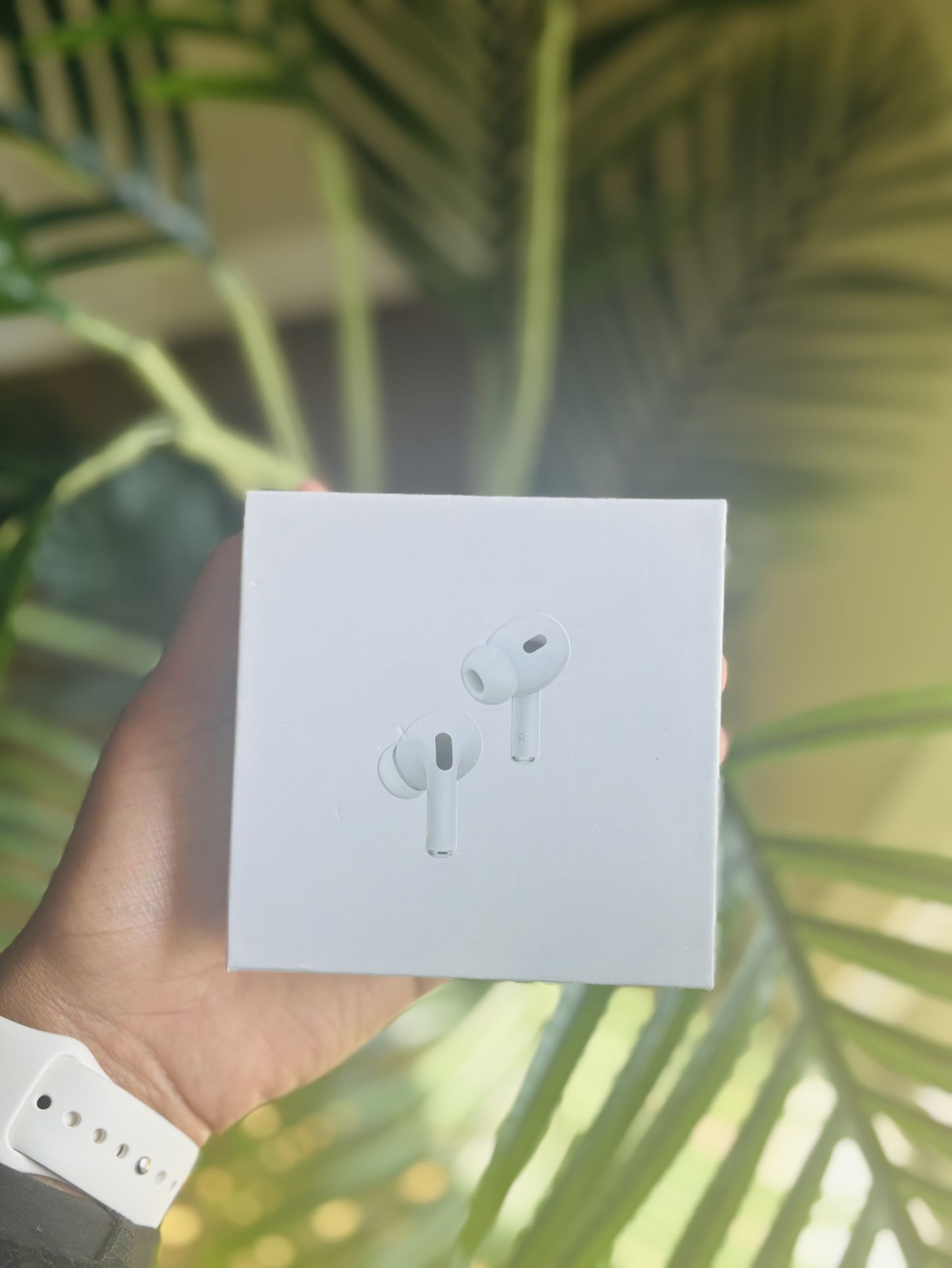 AirPods Pro 2nd Generation With MagSafe Charging Case