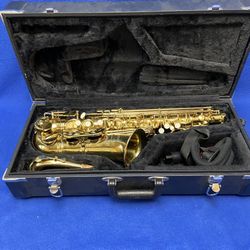 Selmer Aristocrat As600i Alto Saxophone W/case 11047044