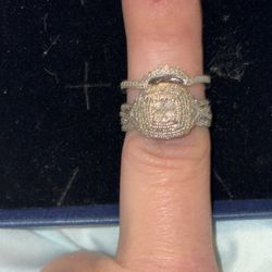 Engagement Ring & Wedding Ring Set