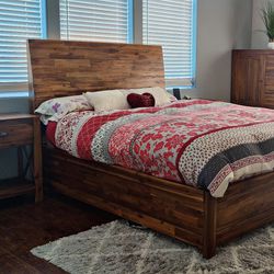 Solid Wood Master Bedroom Set