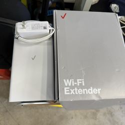 2 Verizon WiFi Extenders