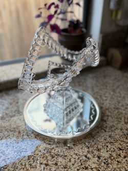 Vintage Crystal Fruit Bowl/Centerpiece