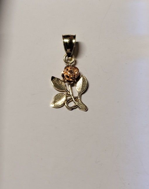 14 K GOLD PENDANT