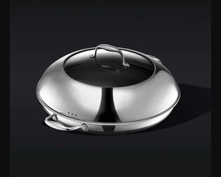 HexClad Hybrid Nonstick 14-Inch Frying Pan with Tempered Glass Lid