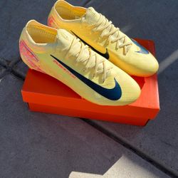 Nike Soccer Cleats 