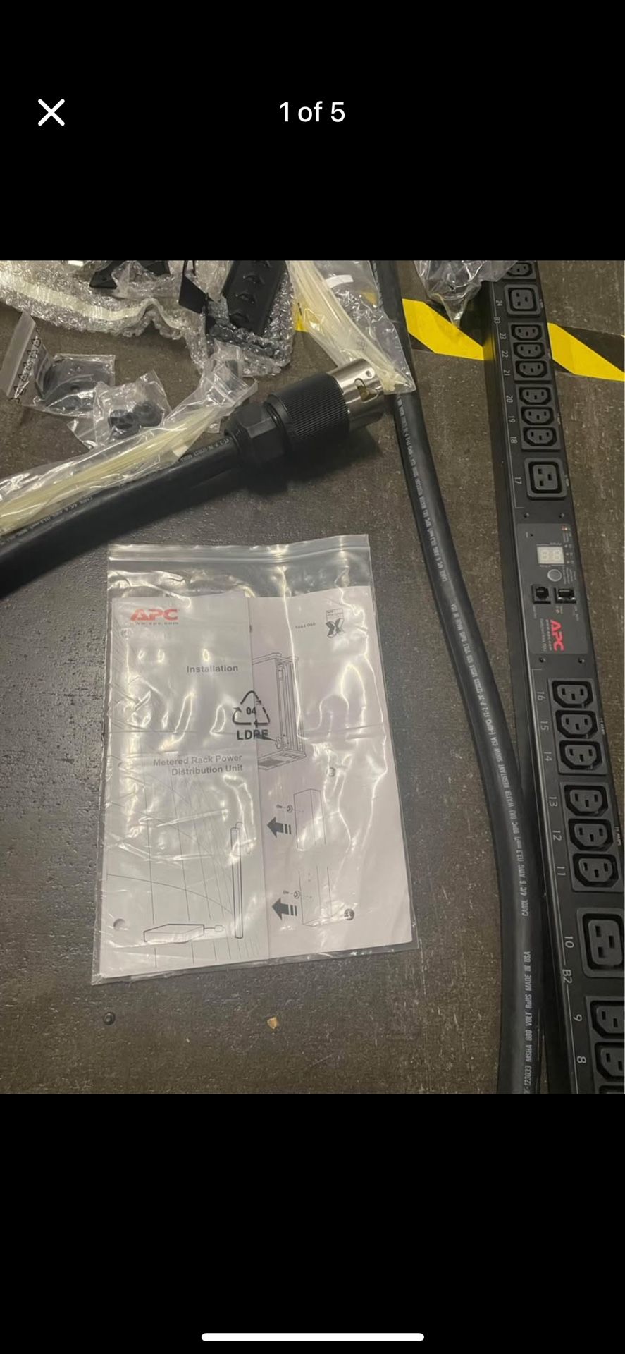 APC AP 7899 metered rack PDU 30 – outlet 208V input