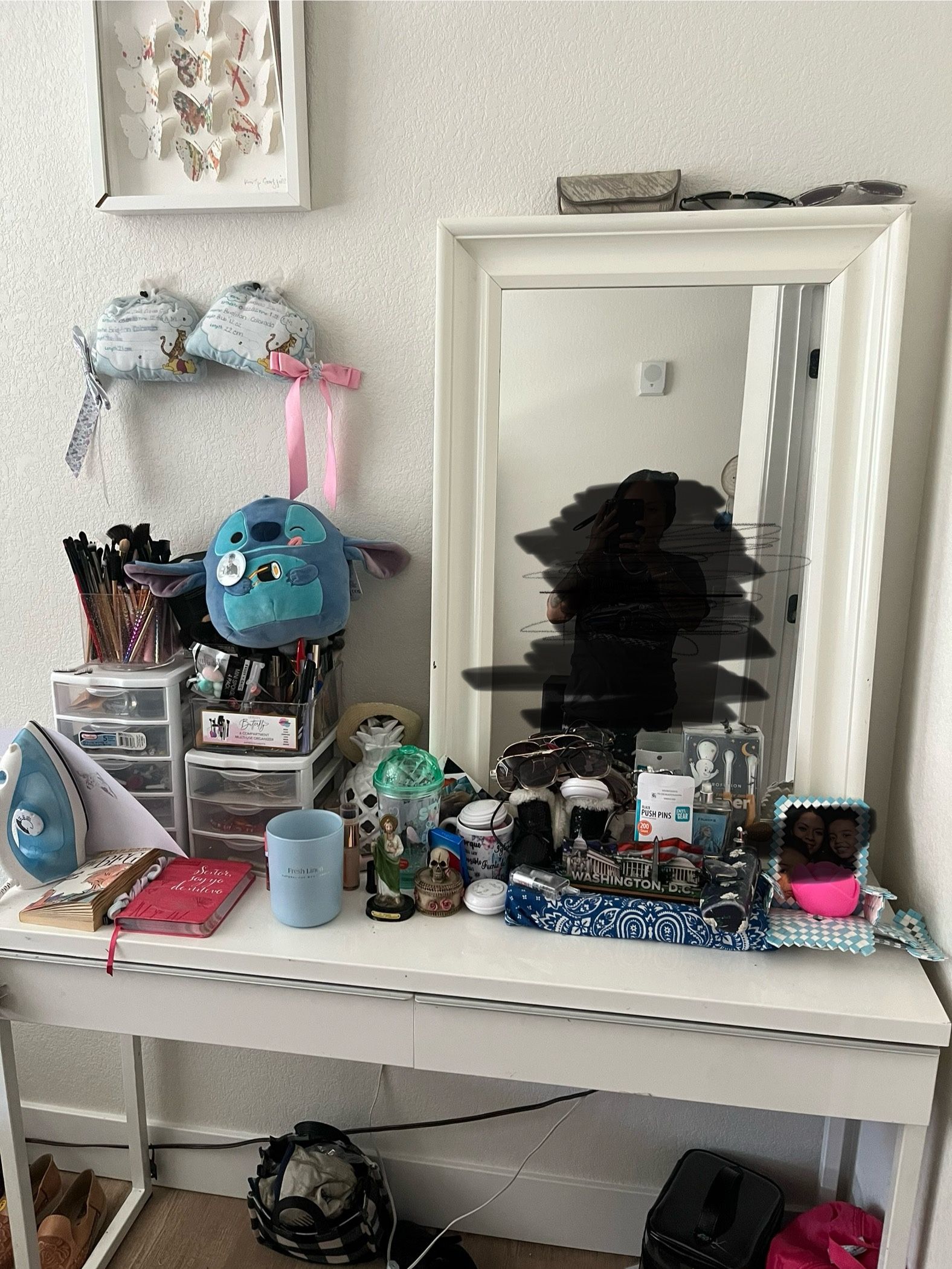 Make Up Vanity