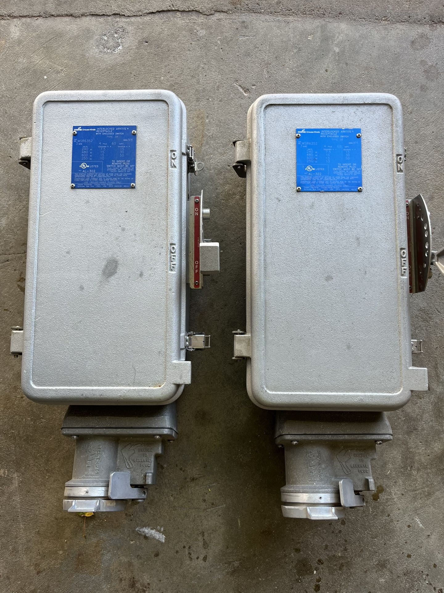 Cooper Crouse-Hinds WSR6352 Receptacle Enclosed Disconnect Switch