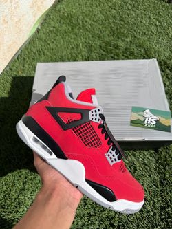 Jordan 4 Toro Bravo
