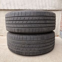 205-55-16 / PAIR / MICHELIN TIRES