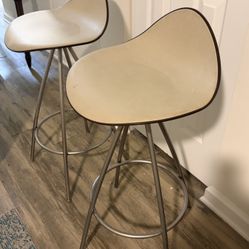 PAIR of ONDA high-end Barstools designed by Jesús Gasca for STUA - Beige & Brown