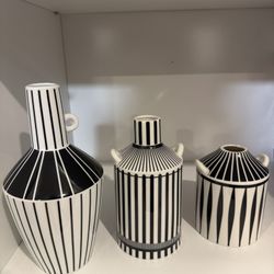 Black & White Decorative Vases – Set of 3