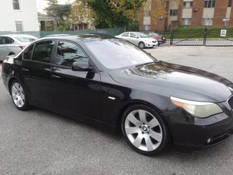06 BMW 530i.