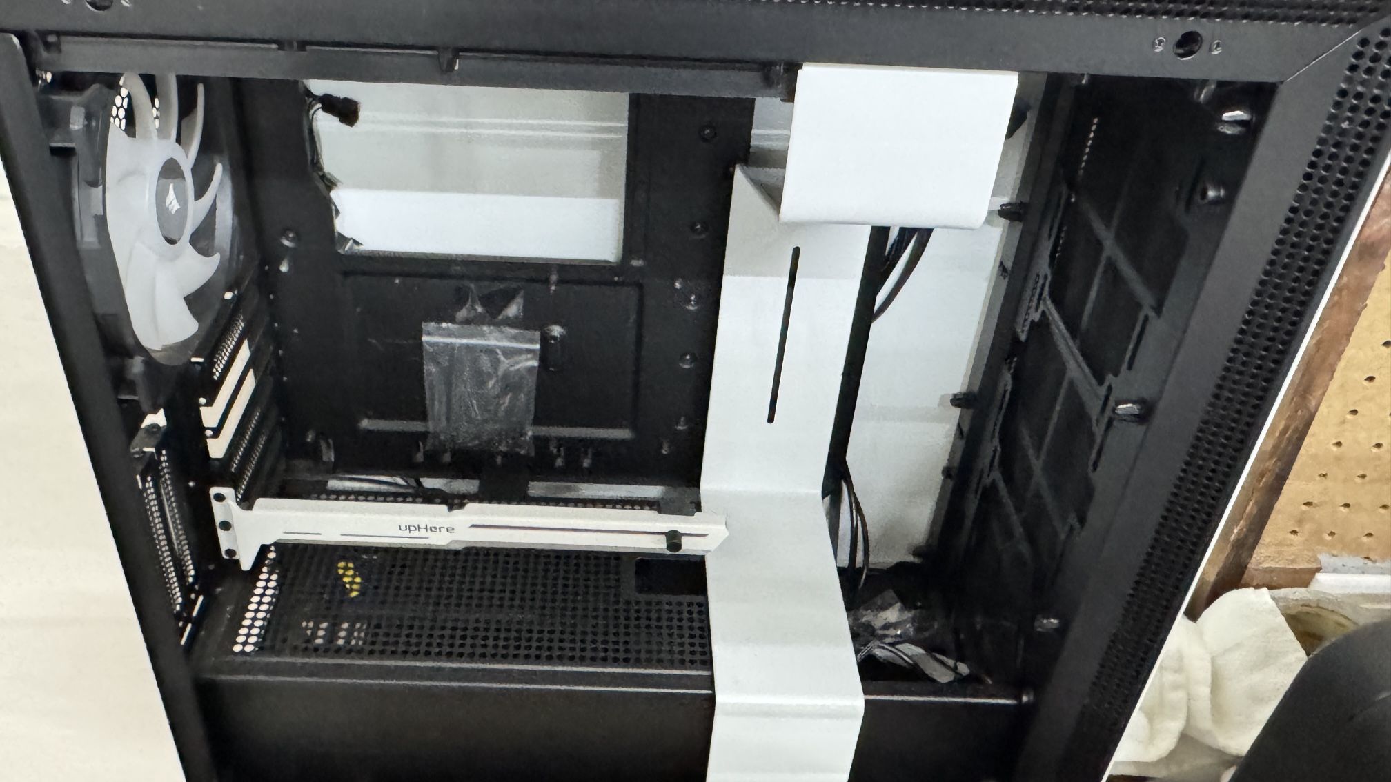 NZXT H710i Case