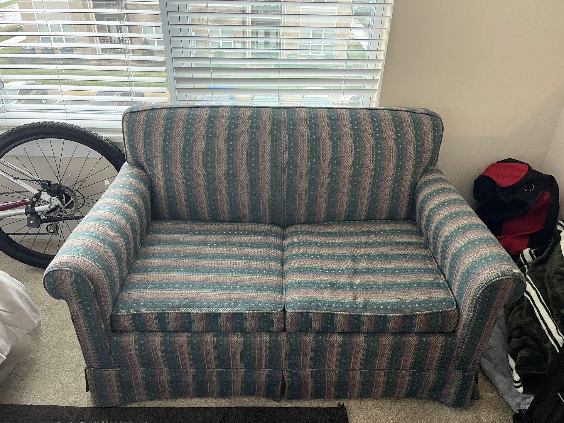 Love Seat Pull Out Couch
