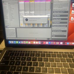 2017 MacBook Pro Music Producers Special 13”i5 6gb Ableton 11 Logic FL Garage Band