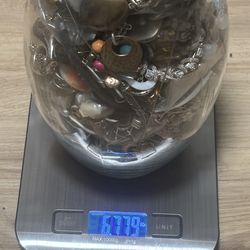 Craft jewelry jar, over 5lbs