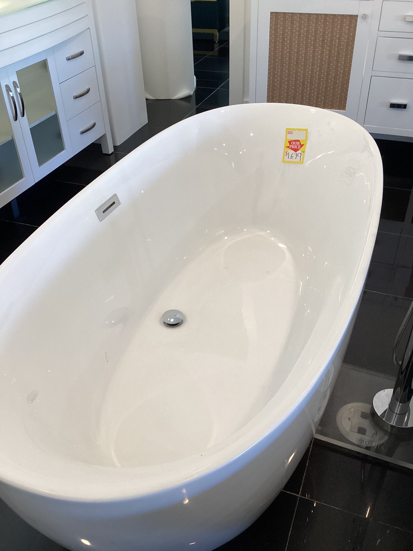 67” Freestanding Bathtub Center Drain Ready For Pick Up