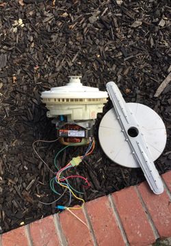 Dishwasher pump and motor from Maytag