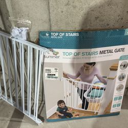 Baby Gate (like New)