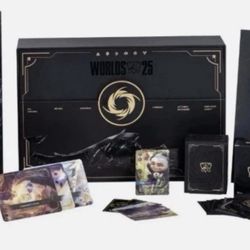 Riftbound: League of Legends Worlds Bundle 2025 TCG English - Factory Sealed