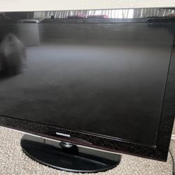 30 In. Samsung TV 