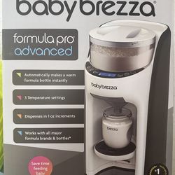 NEW Baby brezza formula maker