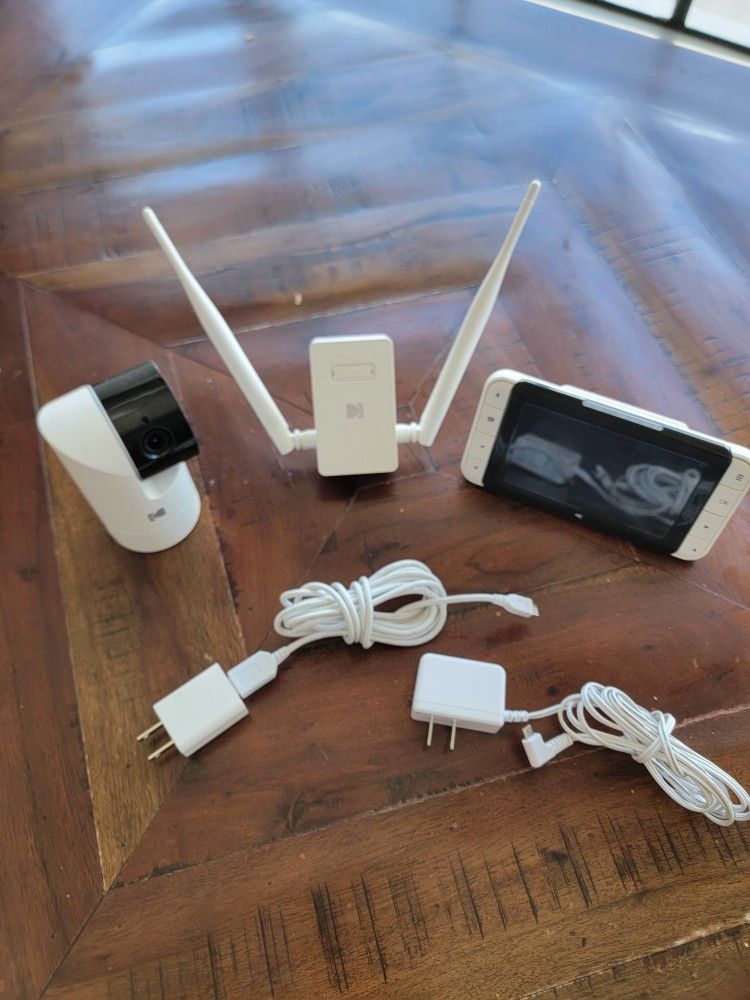 Kodak Cherish C525 Smart Baby Monitor (with WiFi Extender)