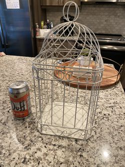 Decor Bird Cage - Get creative with this bird cage!