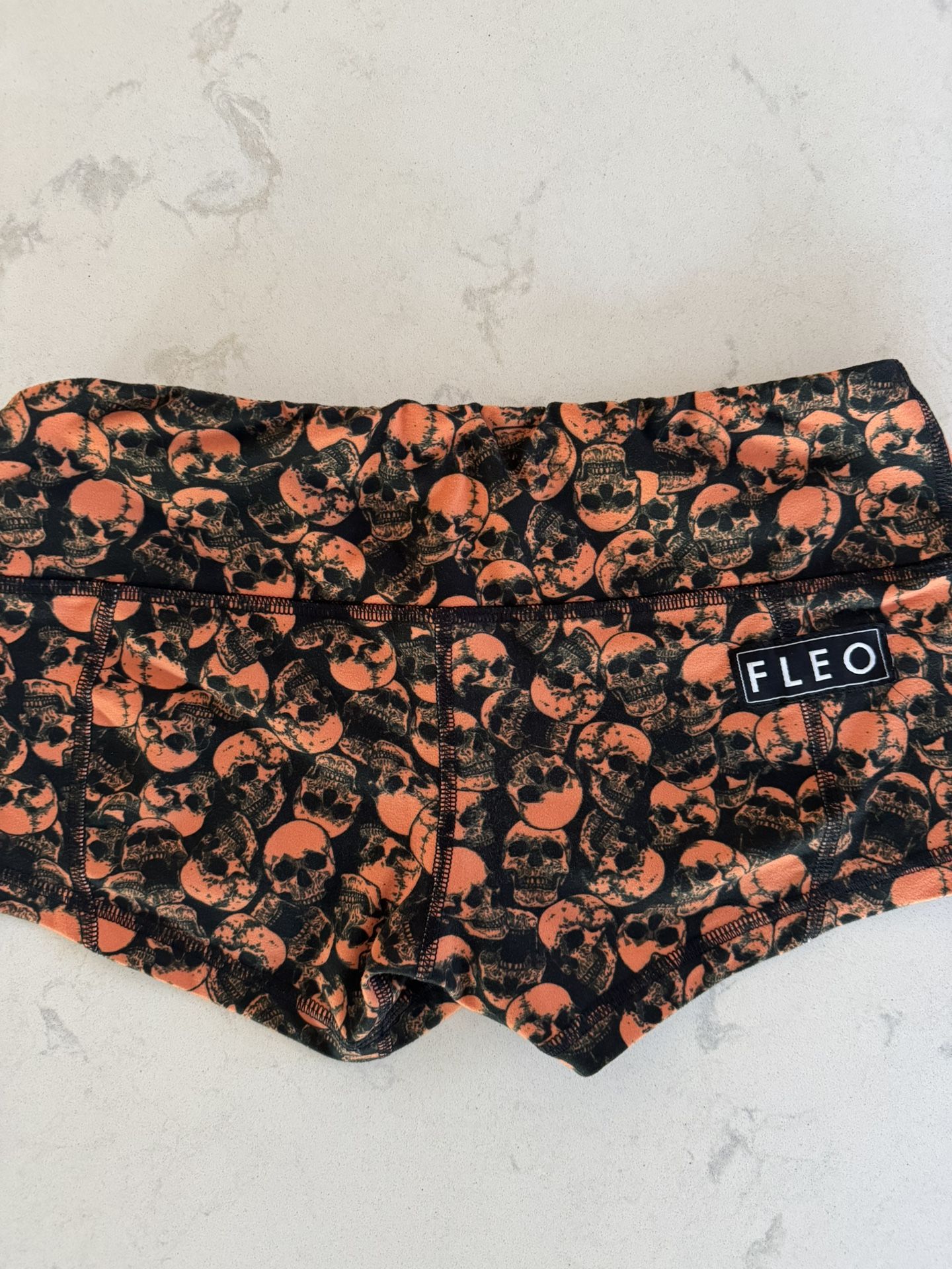 FLEO Booty Shorts - Med