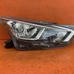 2020 2021 2022 Nissan Versa Right Passenger Side Halogen Headlight OEM