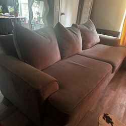 Free Comfy Couch
