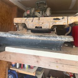 DeWalt tile saw