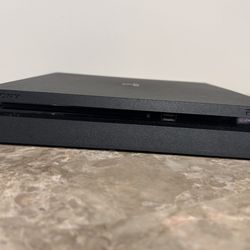 PS4 Slim