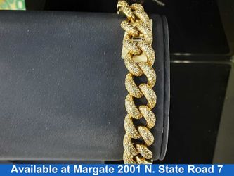 Cuban Link Bracelet - Yellow Gold 10k (.417) 28.4 grams 7 inch