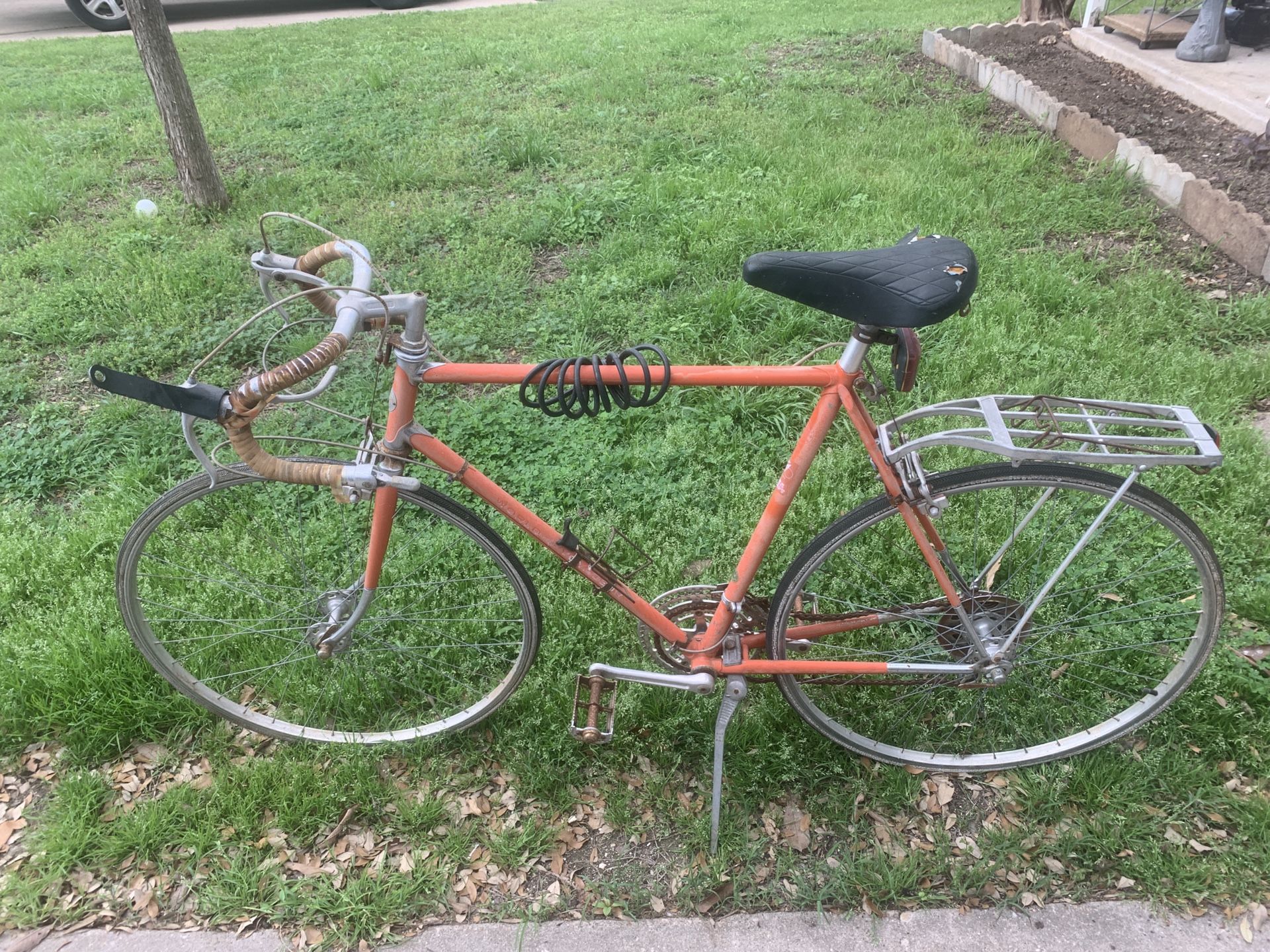 1973 Schwinn World Voyager - Needs work