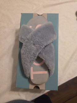 Tom's Slippers