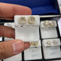 14 K Vs Diamond Earring 