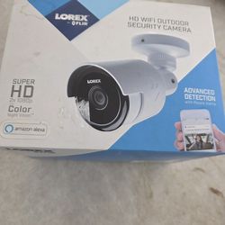 FLIR Lorex WiFi Outdoor Security Camera Super HD1080p Color Model FXC13V - used