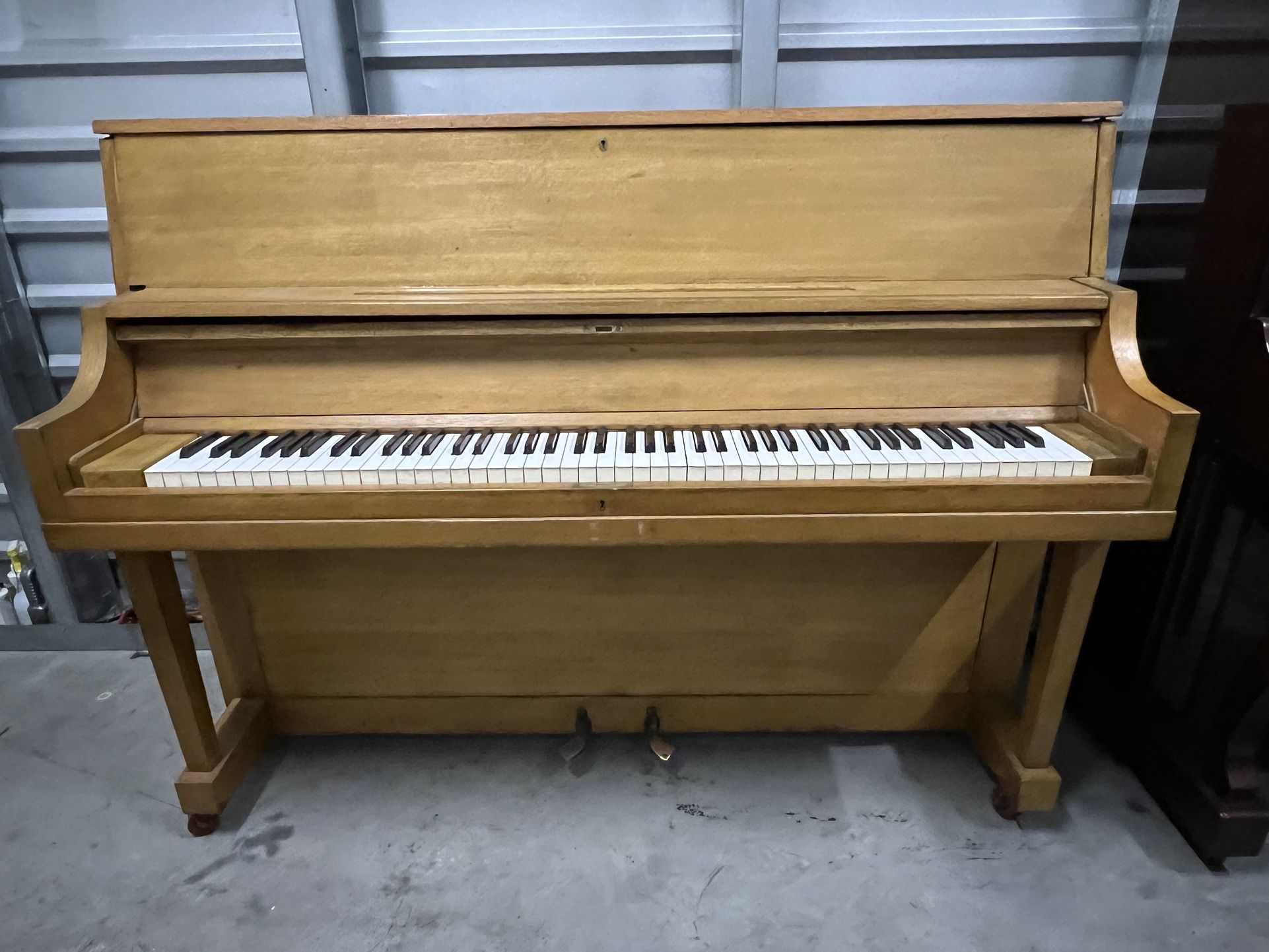 Yamaha P2 Studio Upright Piano! Free Delivery!