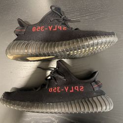 Yeezy “bred” 350 V2