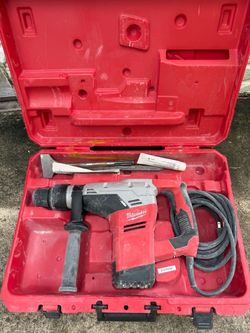Milwaukee Rotary Hammer Drill with Case