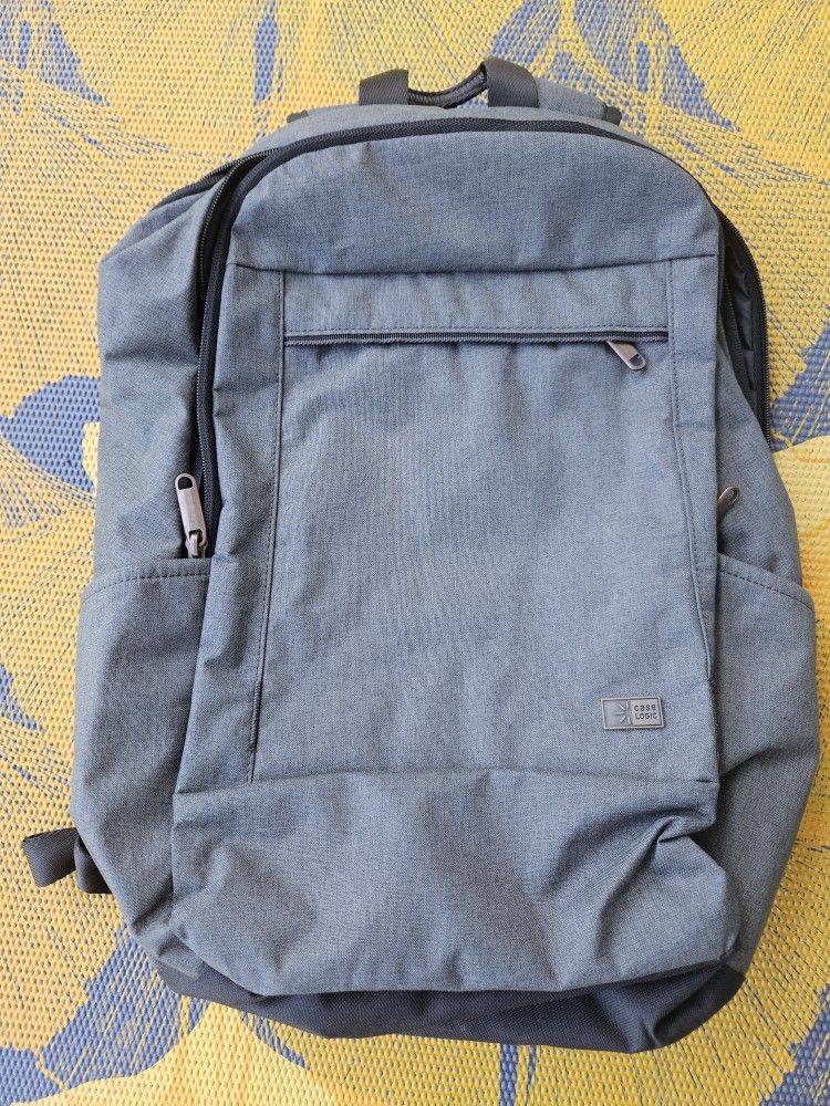 New Case Logic Laptop Backpack
