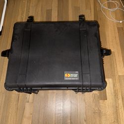 Mobile Podcast Studio | Shure Mics / Rodecaster Pro / Cloudlifters / Amazing deal!