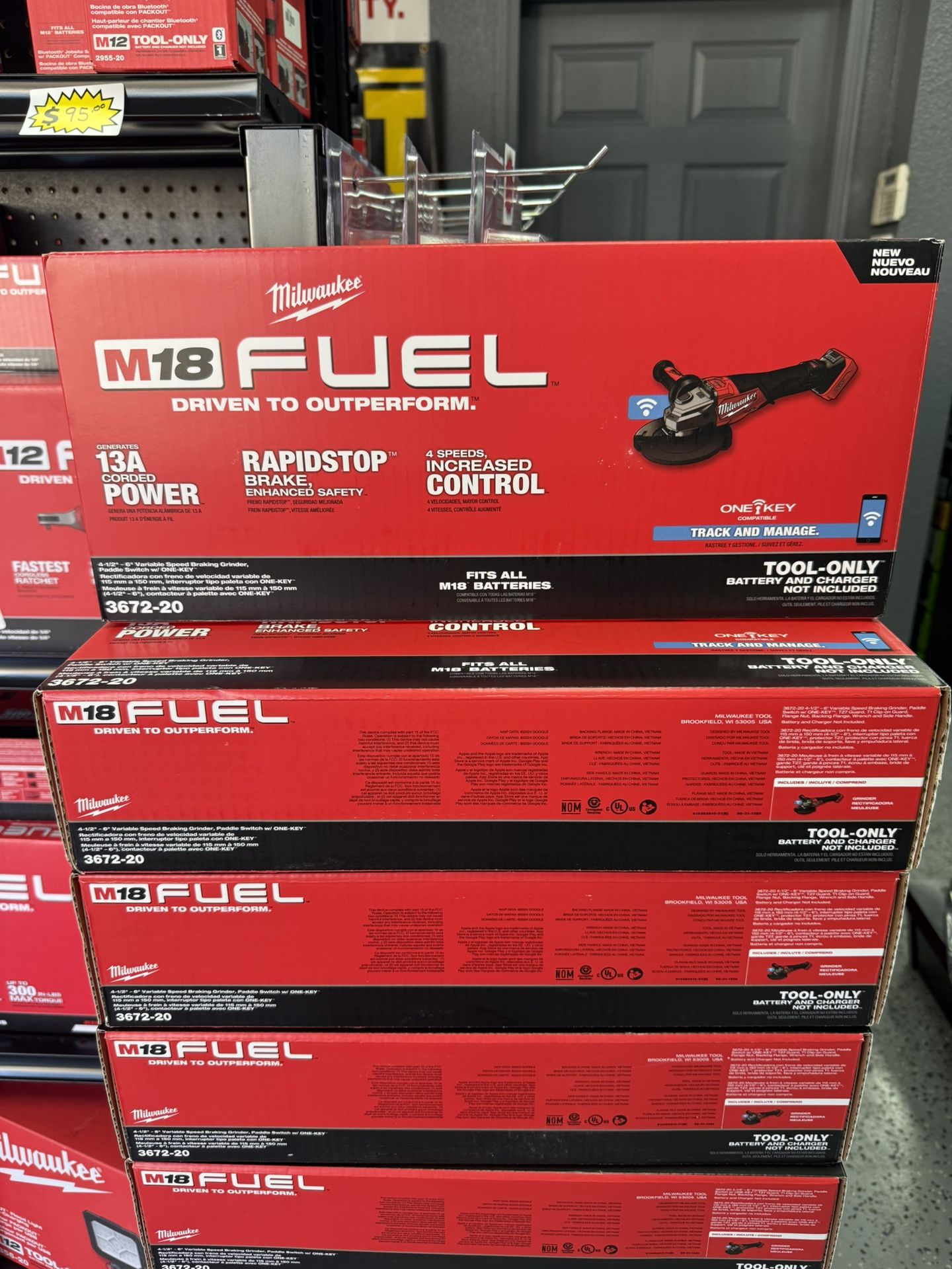 Milwaukee M18 FUEL™ 4-1/2”-6” Variable Speed Braking Grinder, Paddle Switch w/ ONE-KEY™