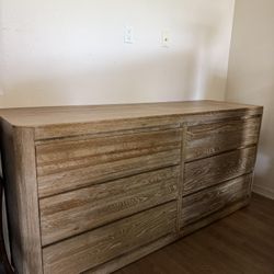 Restoration Hardware 6 Drawer Dresser 